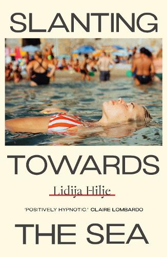 Бумажная книга «Slanting Towards the Sea», автор Лидия Хилье - фото №1