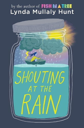 Бумажная книга «Shouting at the Rain», автор Линда Маллали Хант - фото №1
