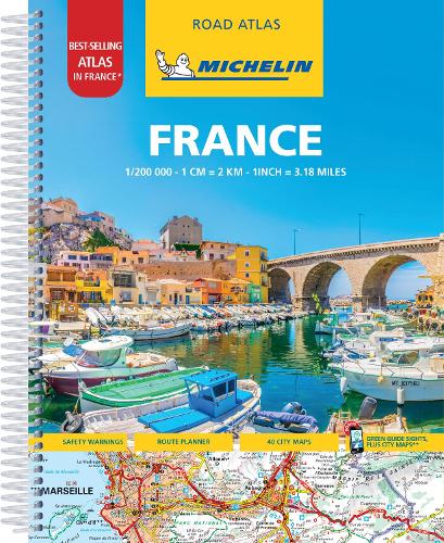 Бумажная книга «France -A4 Tourist & Motoring Atlas», автор Мишлен - фото №1