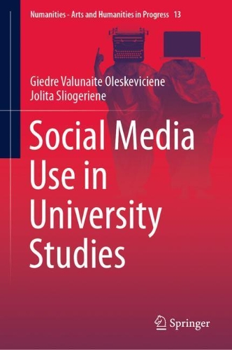 Бумажная книга «Social Media Use in University Studies», авторов Гедре Валунайте Олескевичене, Джолита Слиогериене - фото №1