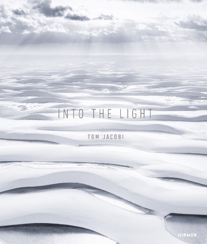 Бумажная книга «Tom Jacobi: Into the Light», автор Том Якоби - фото №1