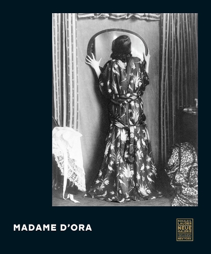 Паперова книга «Madame d'Ora» - фото №1