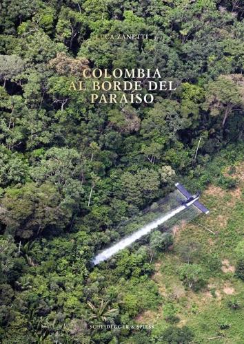 Бумажная книга «Colombia: Al borde del paraiso», авторов Альфредо Молано, Анамария Бедойя Буилес, Лука Дзанетти - фото №1