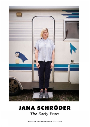 Бумажная книга «Jana Schröder: The Early Years», автор Копферманн-Фурманн-Штифтунг - фото №1