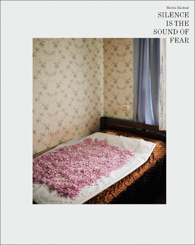 Бумажная книга «Moritz Kustner: Silence is the Sound of Fear», автор Мориц Кюстнер - фото №1