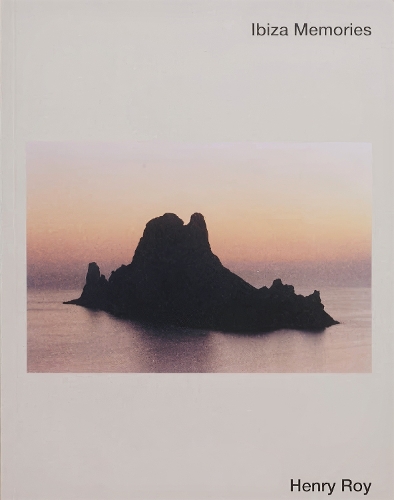 Паперова книга «Ibiza Memories», автор Генрі Рой - фото №1