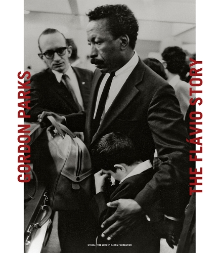 Бумажная книга «Gordon Parks: The Flávio Story», авторов Аманда Мэддокс, Гордон Паркс, Пол Рот - фото №1