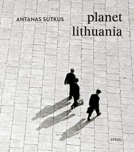 Бумажная книга «Antanas Sutkus: planet lithuania», автор Антанас Суткус - фото №1