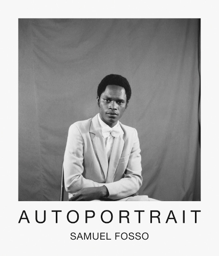 Бумажная книга «Samuel Fosso: AUTOPORTRAIT», автор Сэмюэл Фоссо - фото №1