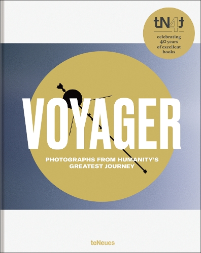 Бумажная книга «Voyager: Photographs from Humanity's Greatest Journey», авторов Делано Стинмейер, Йенс Беземер, Джоэл Метер, Саймон Филлипсон, Тед Стрик - фото №1