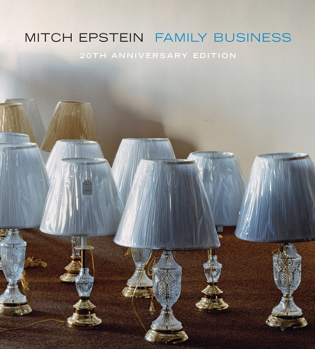 Паперова книга «Family Business: 20th Anniversary Edition», автор Мітч Епштейн - фото №1