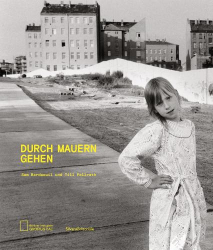Паперова книга «Walking Through Walls», авторів Сем Бардауіл, Тілль Фельрат - фото №1