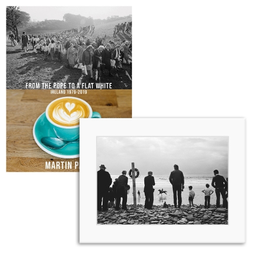 Бумажная книга «Martin Parr: From the Pope to a Flat White (Limited edition): Ireland 1979-2019», автор Мартин Парр - фото №1