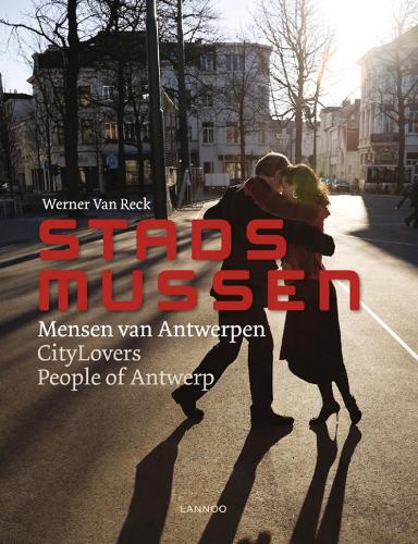 Паперова книга «CityLovers: People of Antwerp», автор Вернер Ван Рек - фото №1