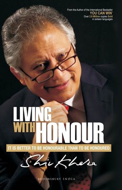 Паперова книга «Living with Honour», автор Шив Кхера - фото №1