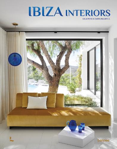 Бумажная книга «Ibiza Interiors», авторов Каролина Амелл, Гала Мора - фото №1