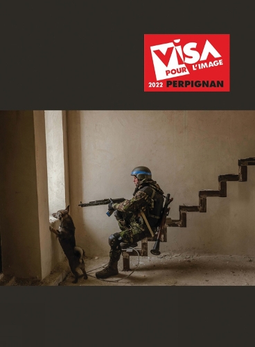 Паперова книга «Visa pour l'image 2022», автор Жан-Франсуа Леруа - фото №1