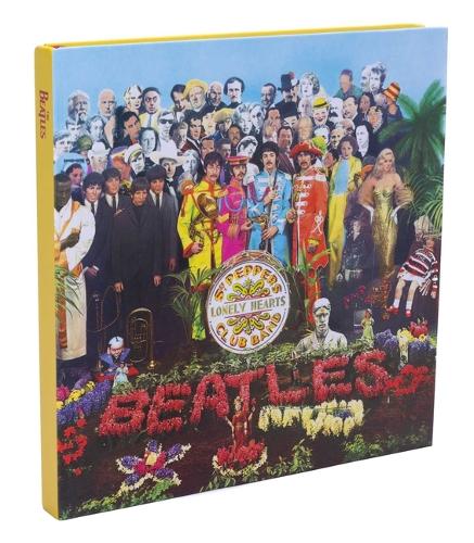 Бумажная книга «The Beatles: Sgt. Pepper's Lonely Hearts Club Record Album Journal», автор Insight Editions - фото №1