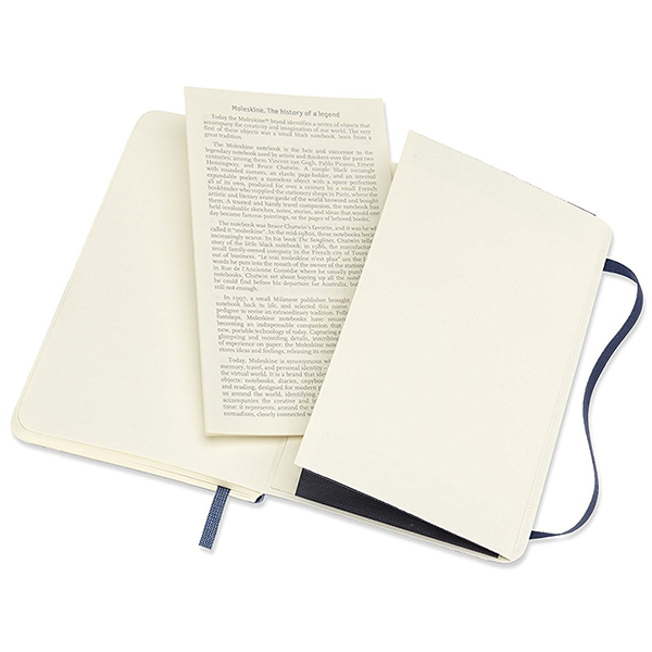  «Блокнот Moleskine Classic маленький нелинованный сапфир (QP613B20)», бренда Moleskine - фото №1