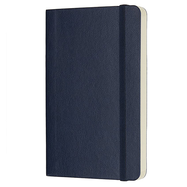  «Блокнот Moleskine Classic маленький нелинованный сапфир (QP613B20)», бренда Moleskine - фото №1