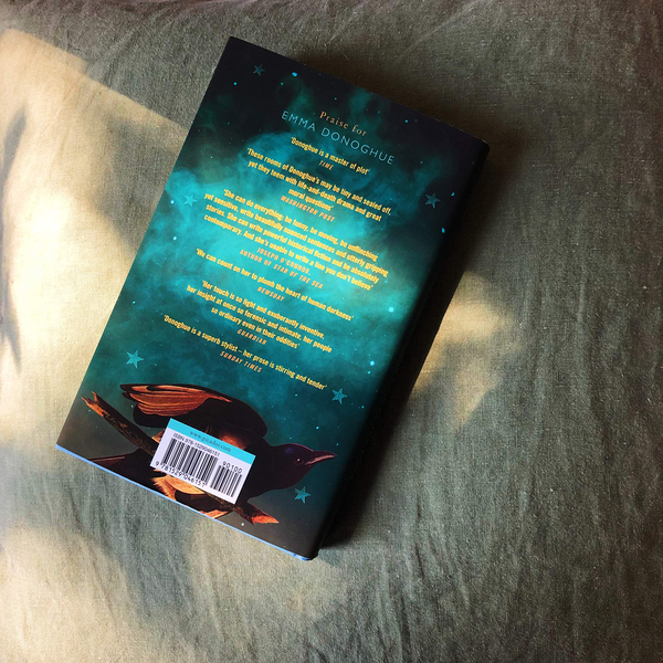 Бумажная книга «The Pull of the Stars», автор Эмма Донохью - фото №1