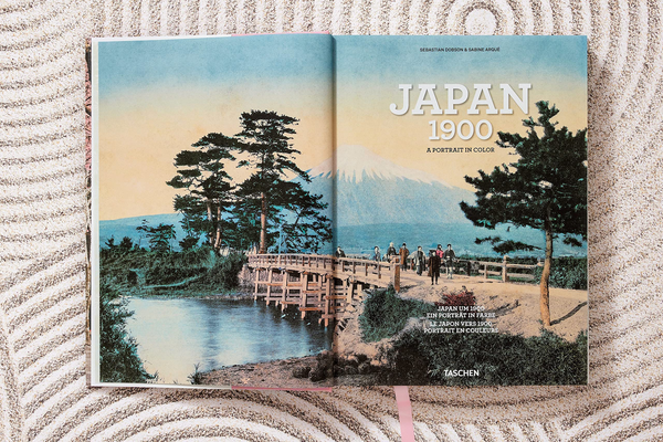 Бумажная книга « Japan 1900», автор Себастиан Добсон - фото №1