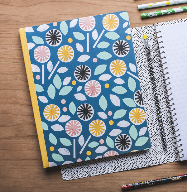 Бумажная книга «Lorena Siminovich Deluxe Spiral Notebook» - фото №1