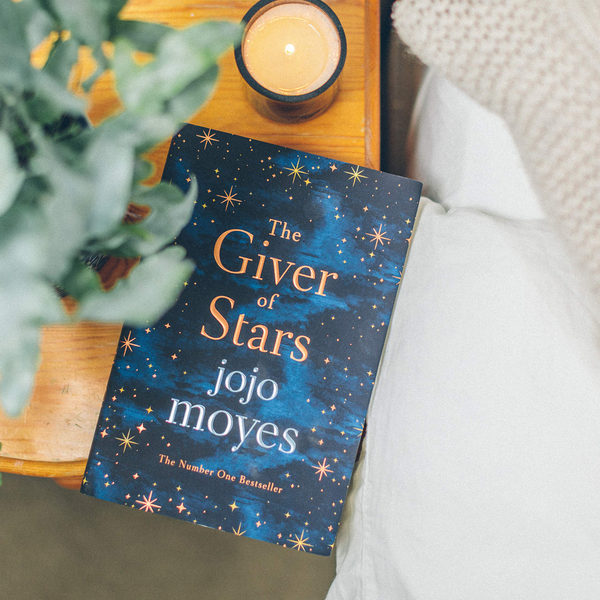 Бумажная книга «The Giver of Stars», автор Джоджо Мойес - фото №1