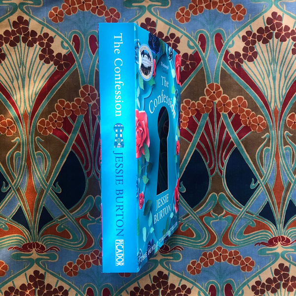 Паперова книга «The Confession», автор Джессі Бьортон - фото №1