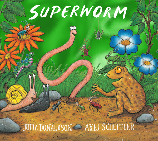 [object Object] «Superworm Anniversary Foiled Edition (paperback)», автор Джулия Дональдсон - фото №1