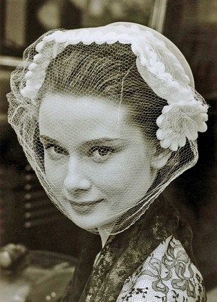 «Листівка Audrey Hepbern Nethat (AHE04)», бренду Artistic Card - фото №1