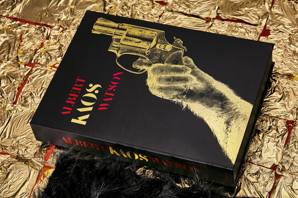 Паперова книга «Albert Watson. Kaos. Art Edition No. 151-200 "Kate Moss, Marrakech, 1993"» - фото №1