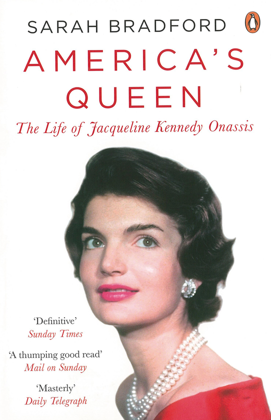 Бумажная книга «America's Queen. The Life of Jacqueline Kennedy Onassis», автор Сара Брэдфорд - фото №1