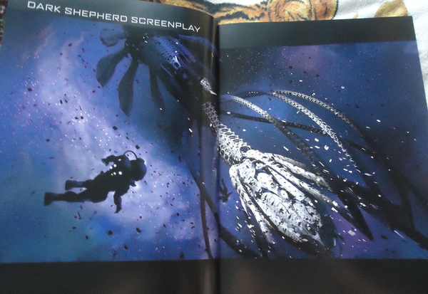 Бумажная книга «Dark Shepherd. The Art of Fred Gambino», автор Фред Гамбино - фото №1