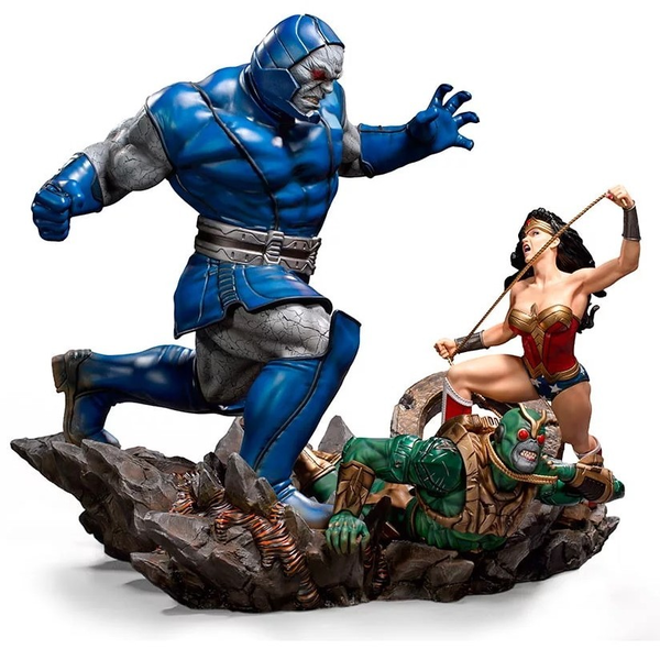 «Коллекционная фигурка Iron Studio DC Comics Wonder Woman vs. Darkside (DCCDCG30120-16)», бренда Iron Studio - фото №1