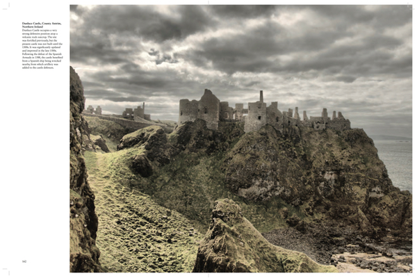Паперова книга «Celtic Castles», автор Мартін Догерті - фото №1