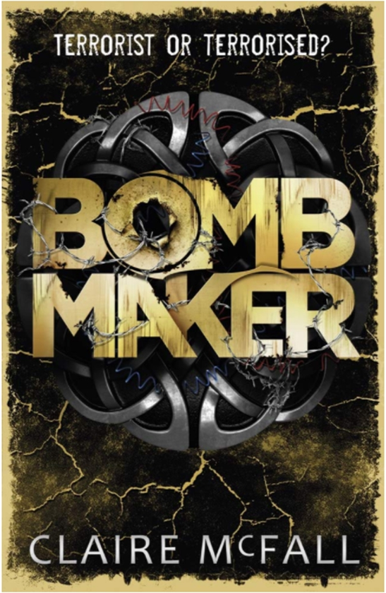 Бумажная книга «Bombmaker», автор Клэр Макфолл - фото №1
