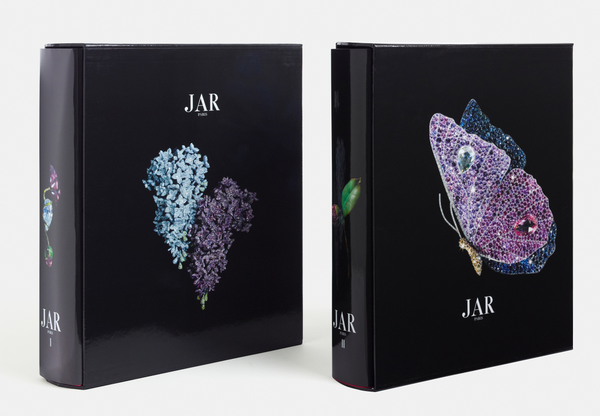 Бумажная книга «Jar Paris Collection» - фото №1