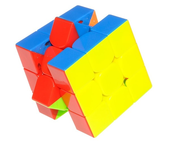  «Игрушка-головоломка QiYi Valk 3 Mini 4.74 cm color (127st)», бренда QiYi - фото №1