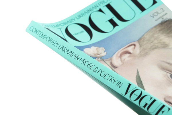 Бумажная книга «Contemporary Ukrainian prose & poetry in Vogue Ukraine / Сучасна українська проза та поезія. Том 2», авторов Сергей Жадан, Юрий Издрык, София Андрухович, Ирэна Карпа, Ирина Славинская, Любко Дереш, Артем Чех, Гаська Шиян, Галина Крук, Анна Грувер, Артур Дронь, Карина Саварина, Роман Малиновский, Евгения Подобная, Роман Голубовский, Миша Гончаренко - фото №1