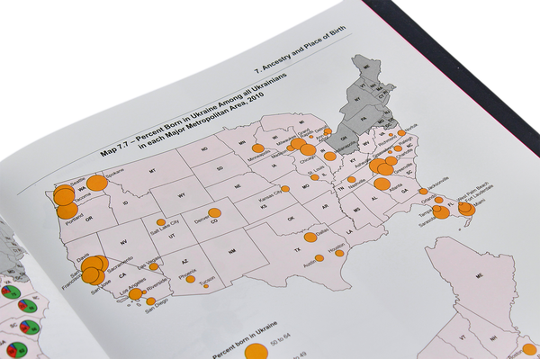 Паперова книга «Atlas of Ukrainians in the United States. Demographic and Socio-Economic Characteristics», автор Олег Воловина - фото №1
