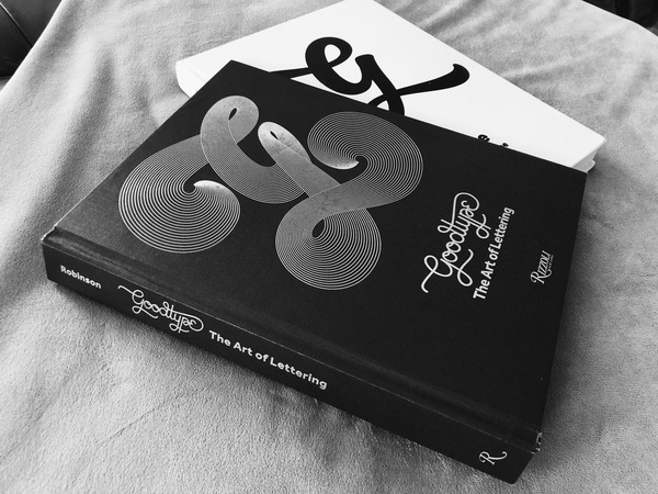 Паперова книга «The Art of Lettering. Perfectly Imperfect Hand-Crafted Type Design», автор Брук Робінсон - фото №1