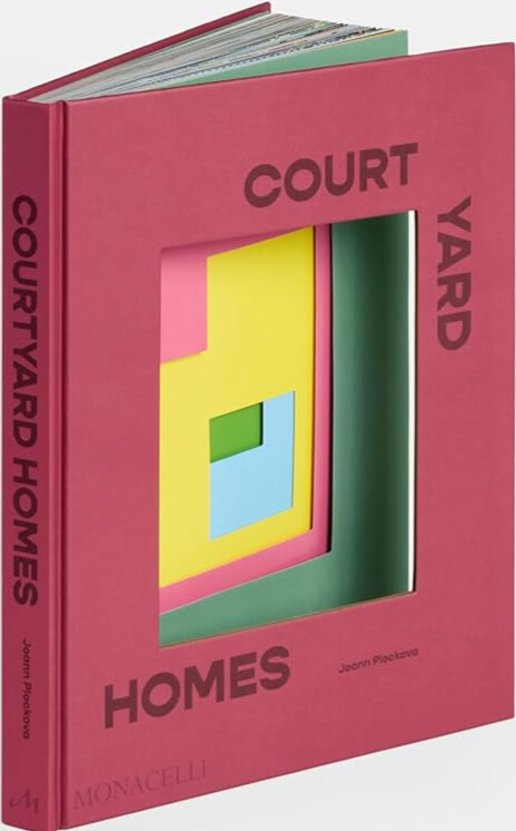 Бумажная книга «Courtyard Homes», автор Джоанн Плоцкова - фото №1