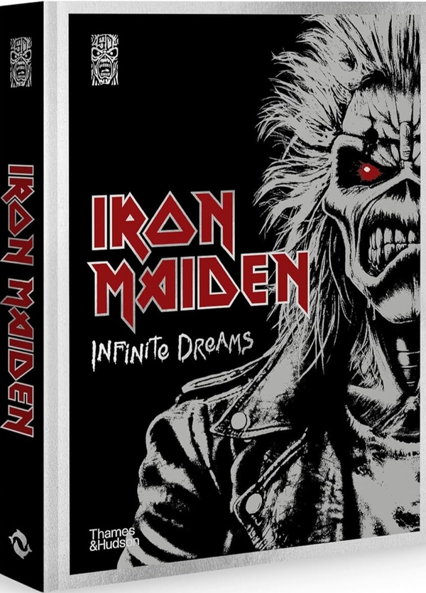 Бумажная книга «Iron Maiden: Infinite Dreams: The Official Visual History», авторов Брюс Дикинсон, Iron Maiden, Стив Харрис - фото №1