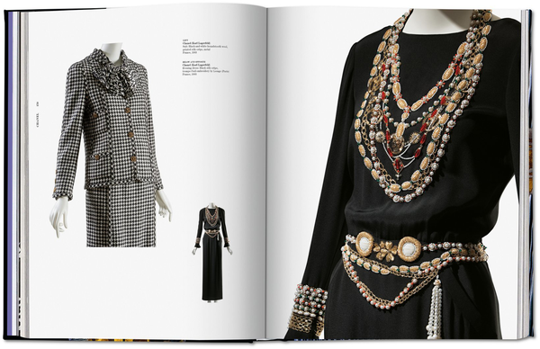 Книга «Fashion Designers A-Z. Updated 2020 Edition» – Сюзі Менкес