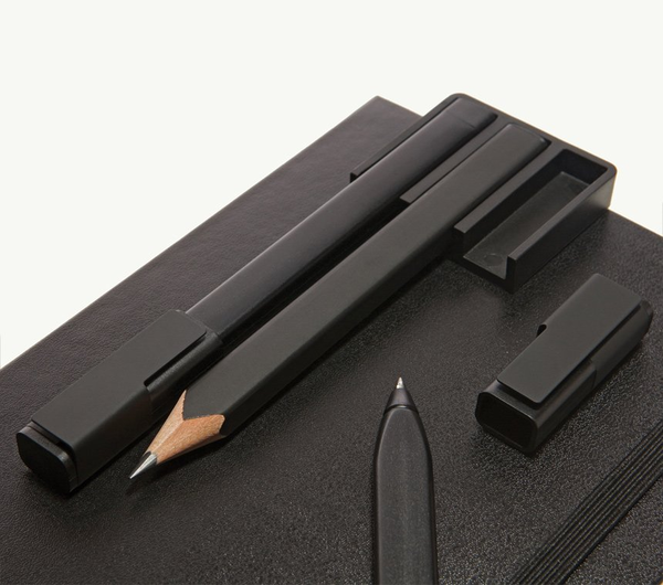  «Набор аксессуаров Moleskine Держатели для ручек черные (EW1GHAF)», бренда Moleskine - фото №1