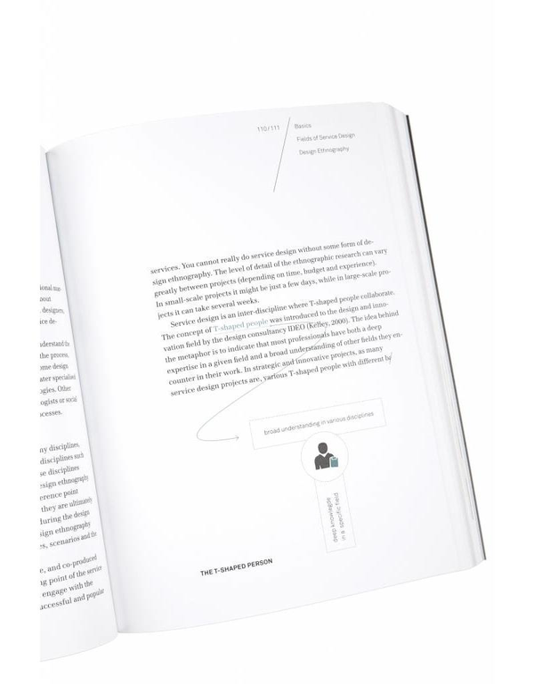 Паперова книга «This Is Service Design Thinking», авторів Марк Стікдорн, Якоб Шнайдер - фото №1