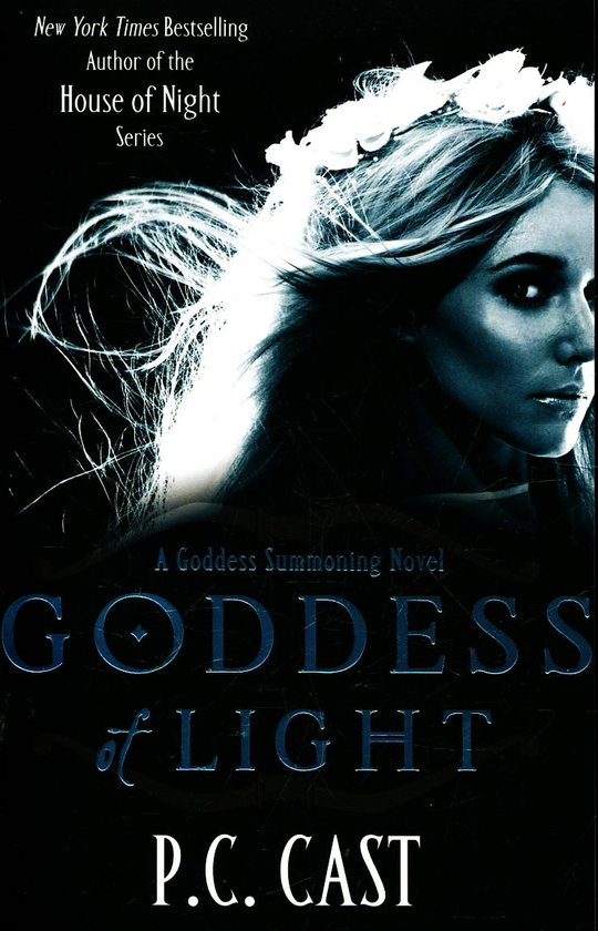 Бумажная книга «Goddess of Light», автор Филис Кристина Каст - фото №1
