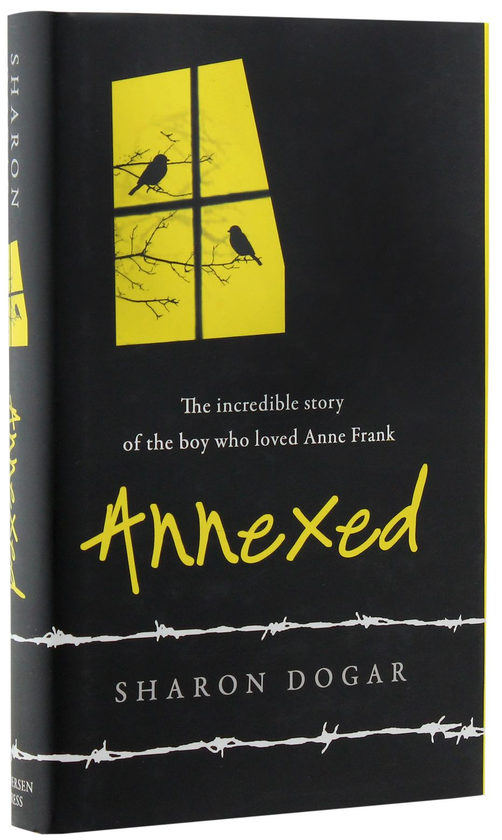 Паперова книга «Annexed», автор Шерон Догар - фото №1