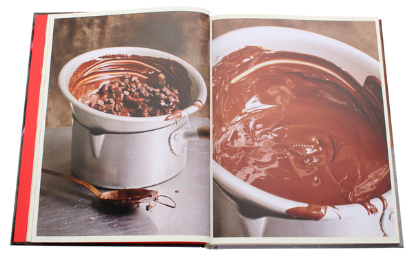 Бумажная книга «Chocolate», автор Молли Бэйкс - фото №1